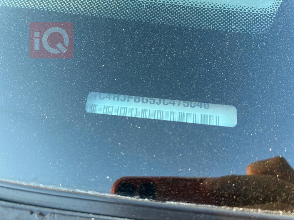 جیپ گراند شیرۆکی